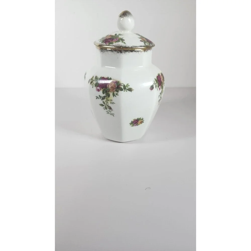 Royal Albert Old Country Roses Hexagon Ginger Jar W/ Lid Bone China EUC